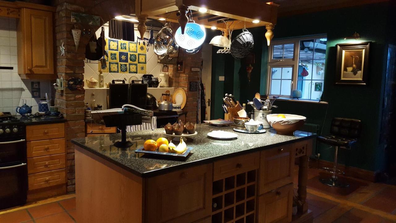 Brookvale Bed & Breakfast Wellingtonbridge Luaran gambar